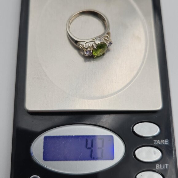 Size 9 Sterling Silver Oval Peridot And Amethyst Gem Ring A3624 - Picture 9 of 9